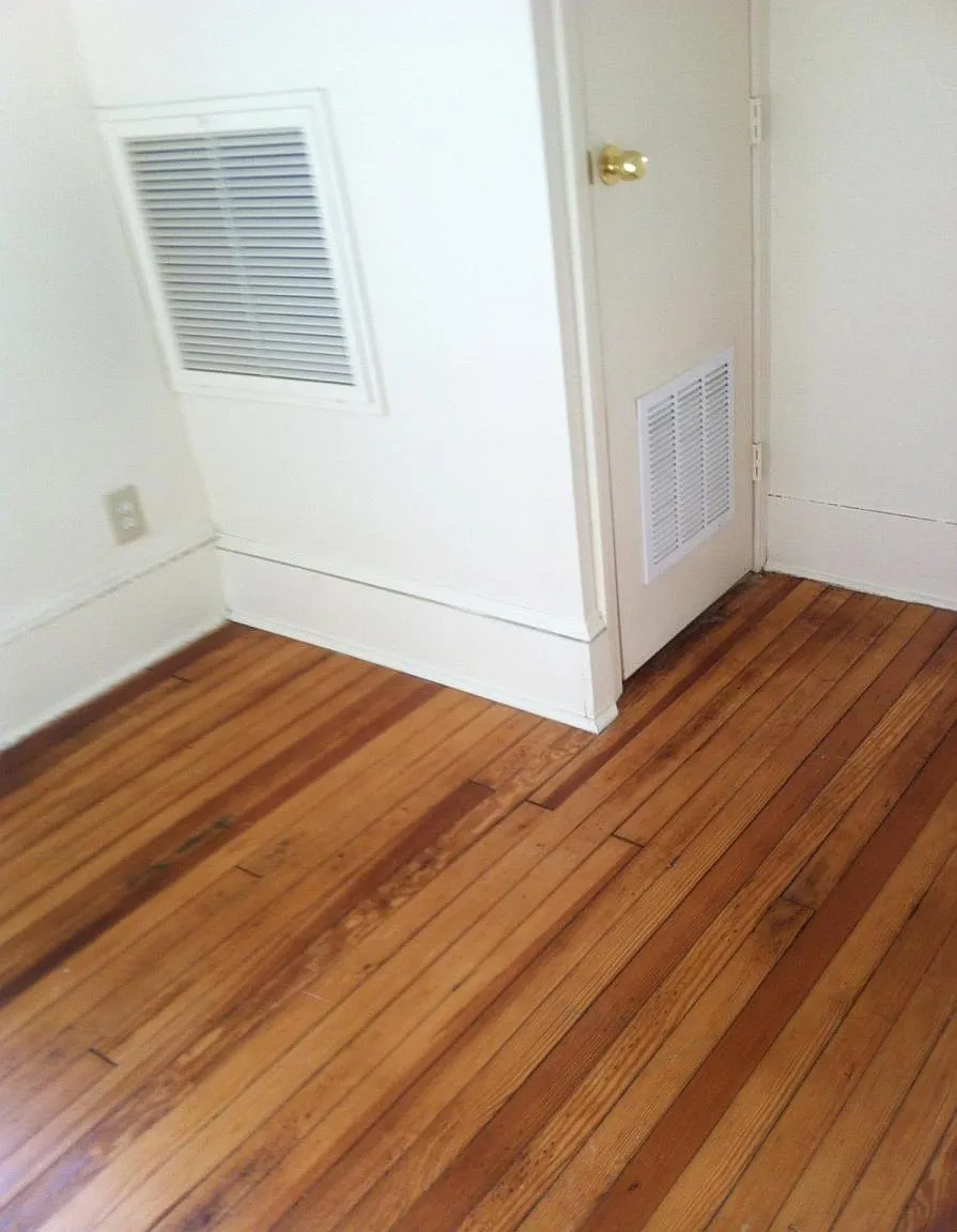 2 bed, 850 sqft, $2,000 — Photo 1