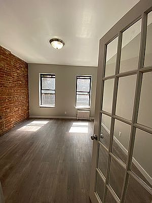 1st image of 418 E 73rd St #5RE