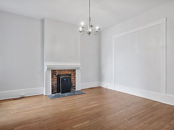 5th image of 516 W Clay St #1