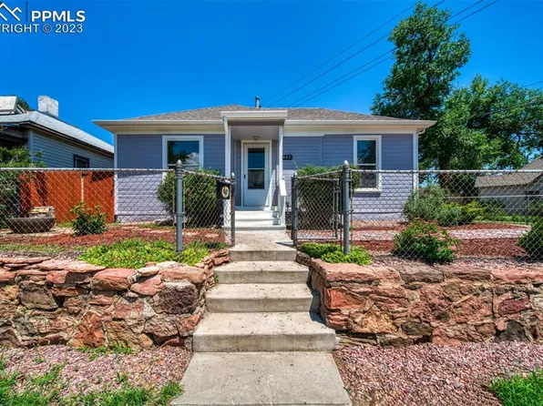 902 W Cucharras St, Colorado Springs, CO 80905