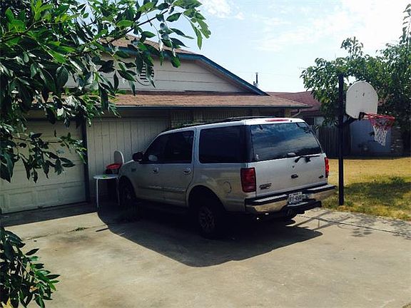 3rd image of 1214 Pitcairn Dr