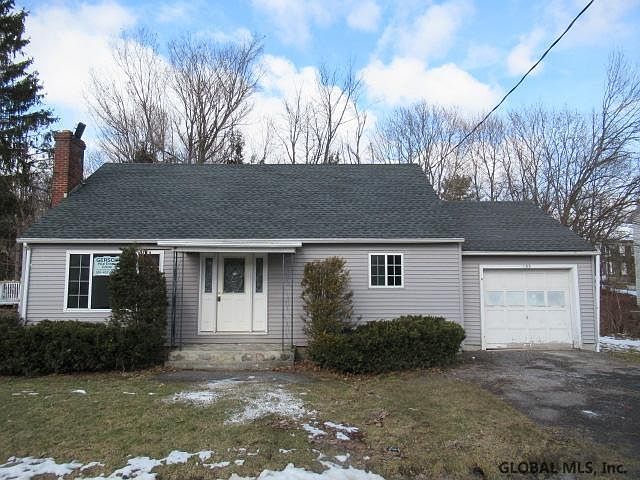1st image of 133 Chase Dr