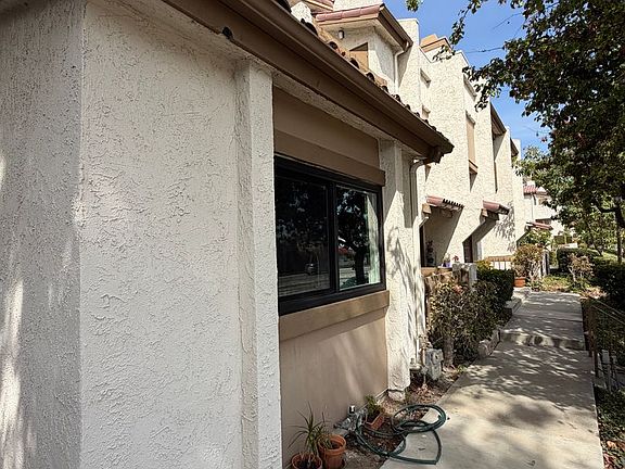 3rd image of 1088 San Gabriel Blvd