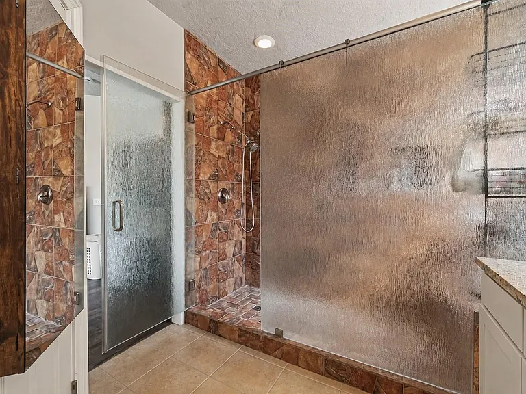 20822 Figurine Ct — Photo 17