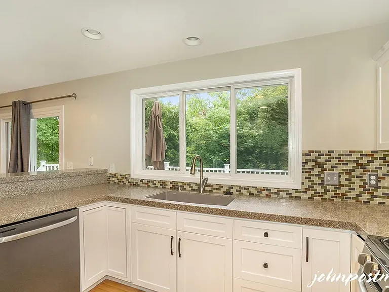 3628 Long Grove Dr SE — Photo 33