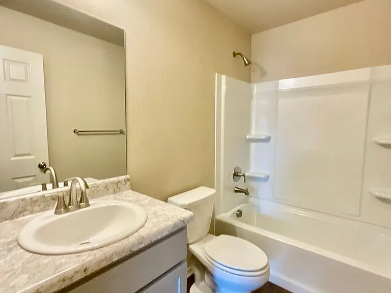 4401 Olympic Dr — Photo 17