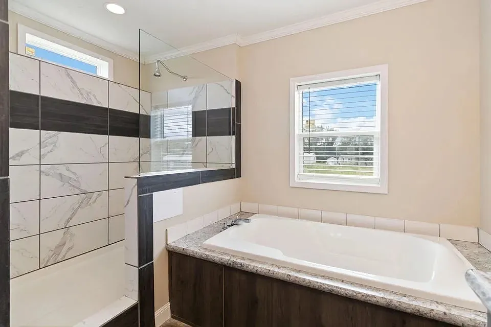 52 Vacation St - 1 — Photo 3