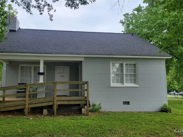 904 Catawba St, Lincolnton, NC 28092