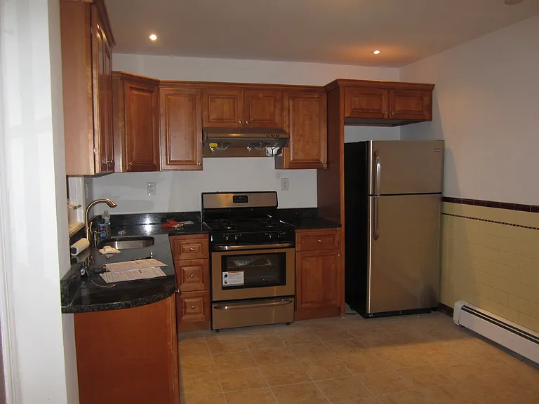266 Spring St #2 — Photo 11
