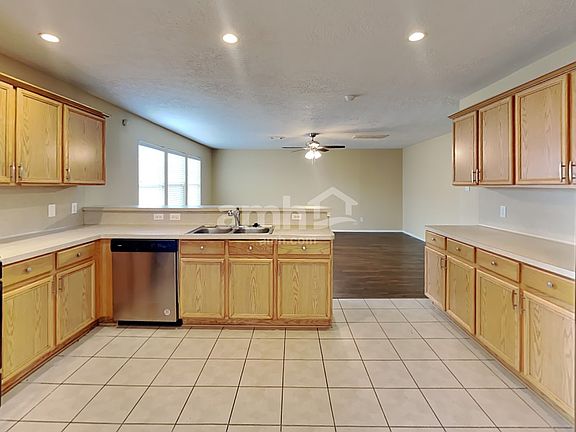 4th image of 9611 Siano Pines Dr