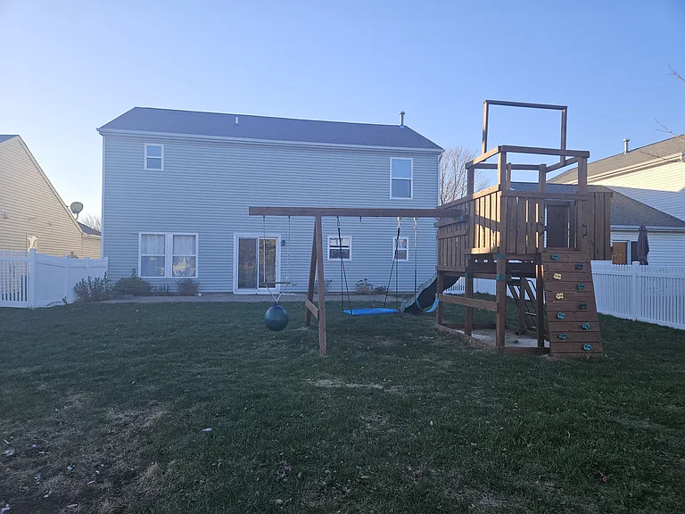 4025 Campion St — Photo 3