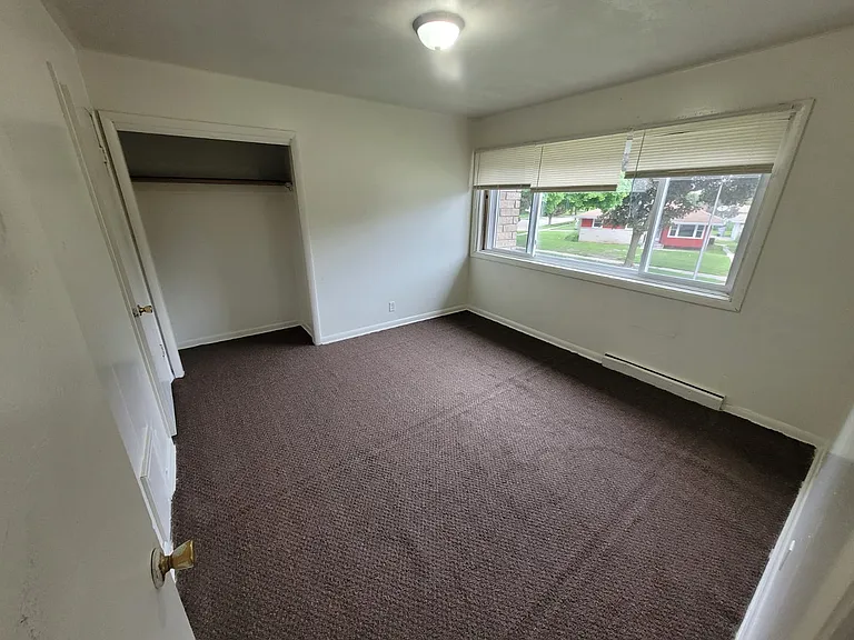 8023 W Thurston Ave #4 — Photo 4