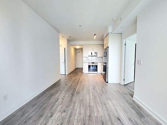 5th image of 95 Oneida Cres #1407