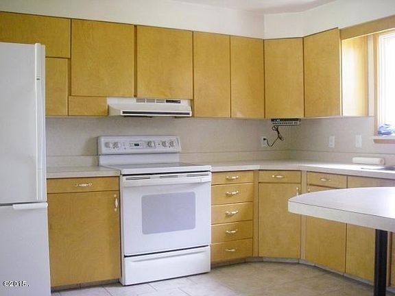 4th image of 46 Meadowlark Dr