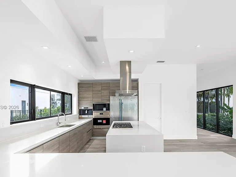 16699 N Botaniko Dr N — Photo 33
