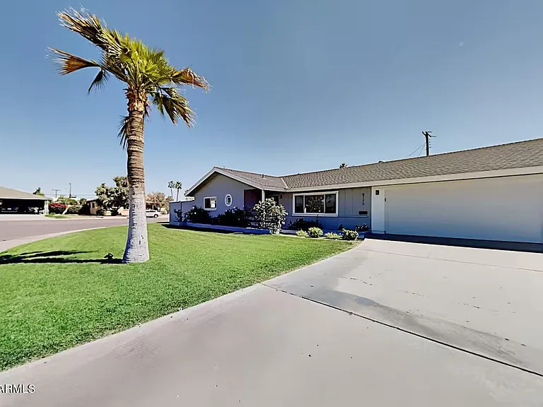 8115 E Edgemont Ave — Photo 5