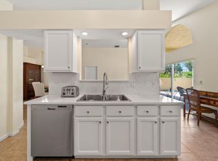 15133 Oak Chase Ct, Wellington, FL 33414