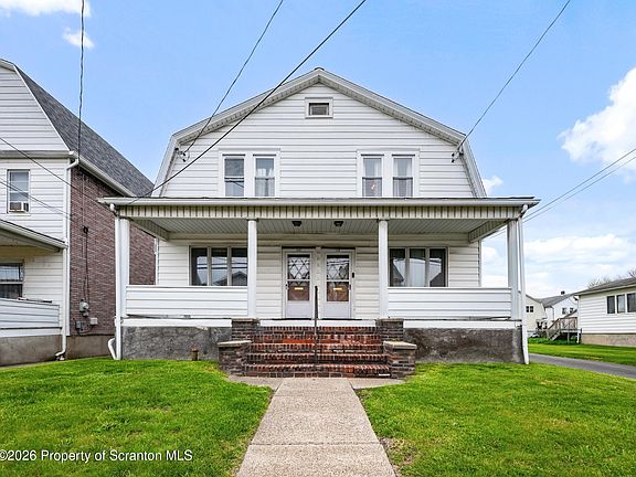 2nd image of 110-112 Abbott St