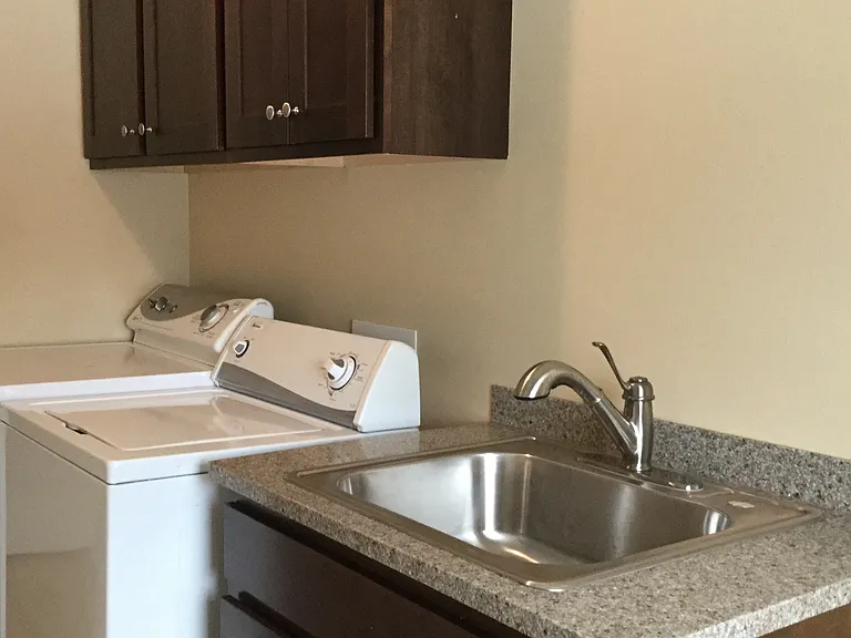 High Pointe Cir — Photo 3