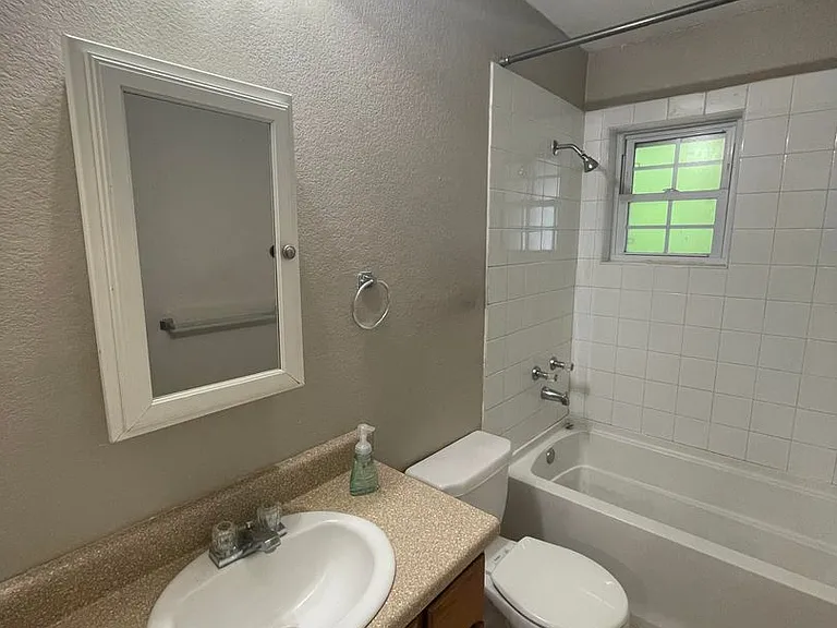 125 Cherry Ct — Photo 14