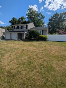 802 Riverbend Dr, Clark, NJ, 07066