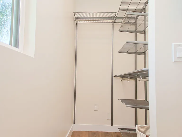 123 S Avenue 63 — Photo 9