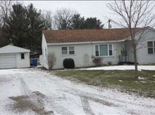 2464 Lasalle Rd, Monroe, MI 48162