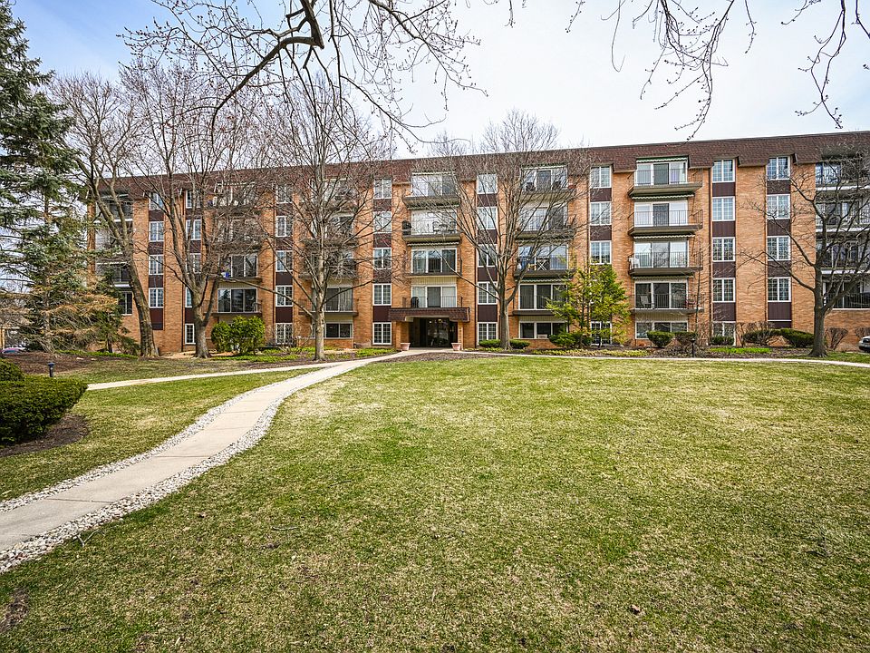 445 N Park Blvd Glen Ellyn IL Zillow