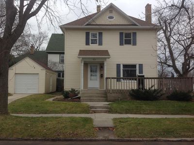 819 N 6th St, Manitowoc, WI, 54220