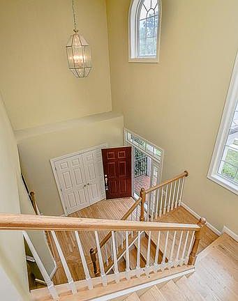 3rd image of 3820 Highland Oaks Dr