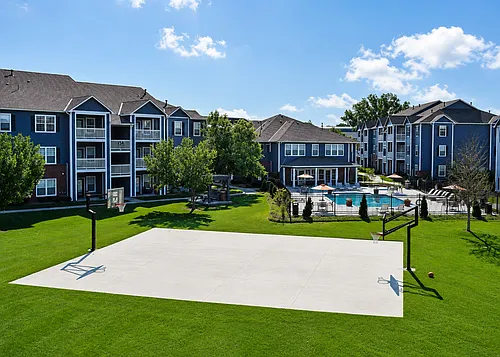 Parkway Commons Photo 1