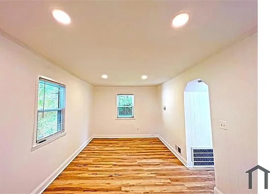 7009 Hawthorne St — Photo 19