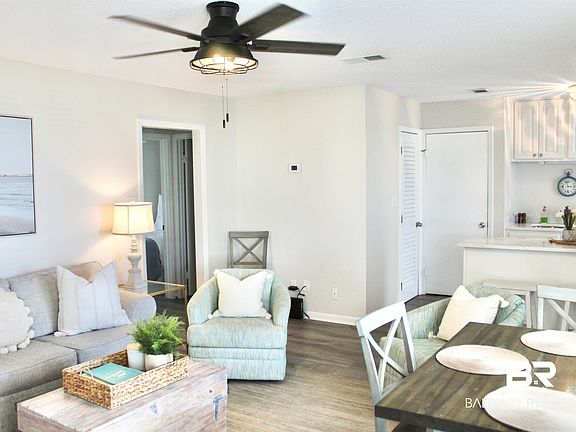 4th image of 1500 W Beach Blvd