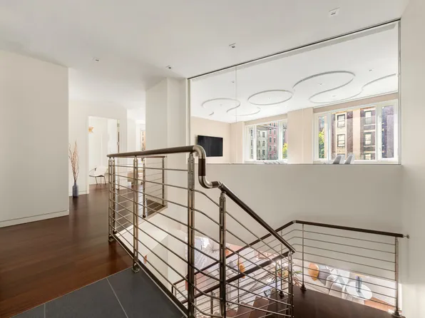 21 East 96th Street image 14 of 24