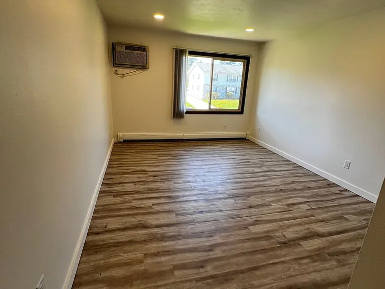Spartan Drive Apartments — Photo 6