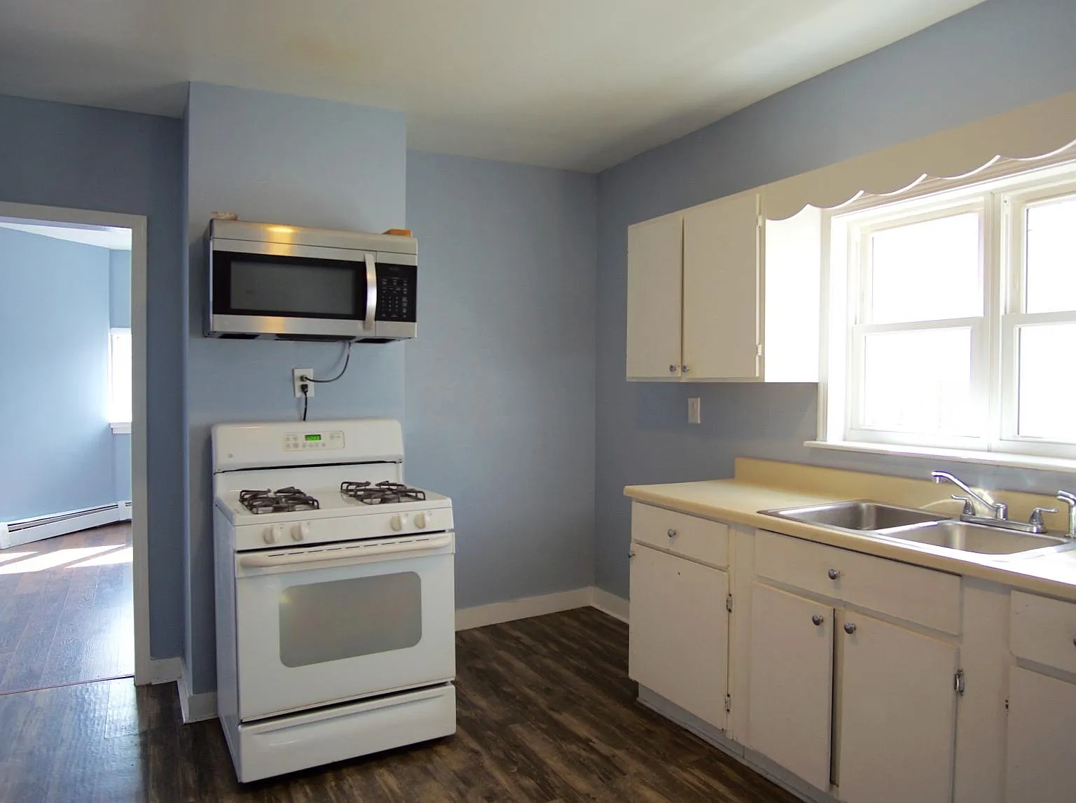 41 Carolina Ave — Photo 1