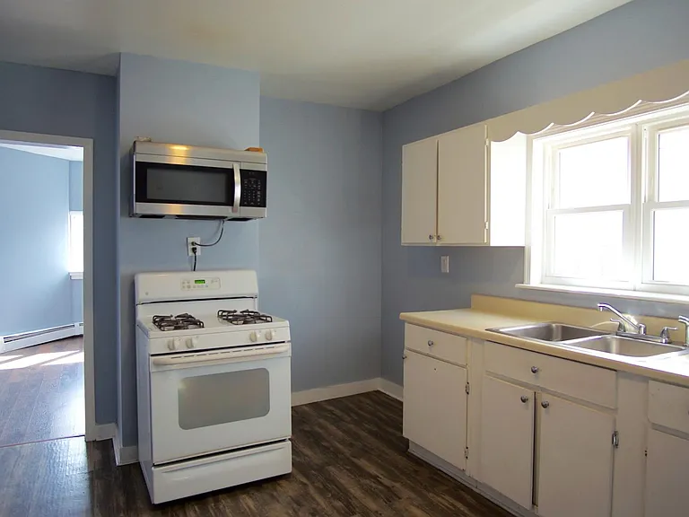 41 Carolina Ave #1 — Photo 1