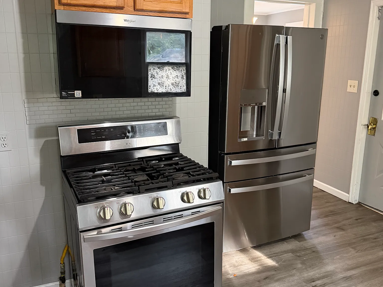 3 bed, 1228 sqft, $1,600 — Photo 4