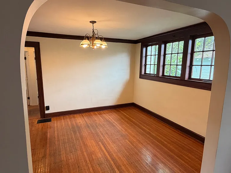 4330 Boulevard Pl — Photo 7