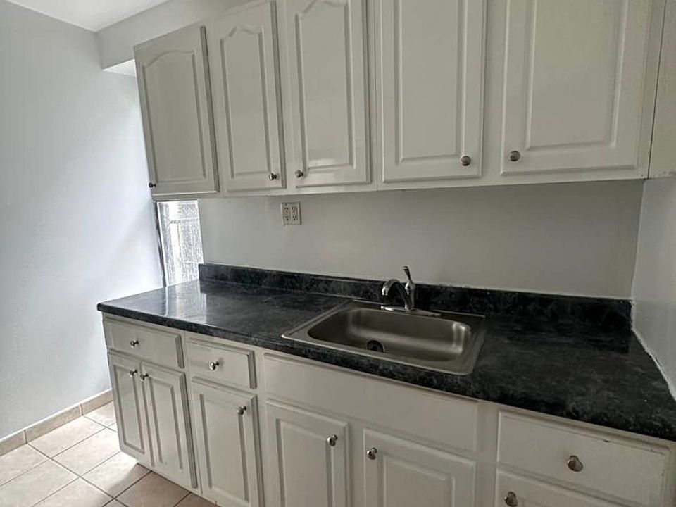 1st image of 2224 Amsterdam Ave APT 43A