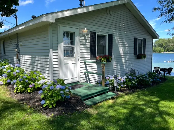 (undisclosed Address), Traverse City, MI 49685