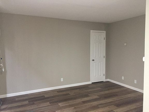 4th image of 2208 H St APT 6