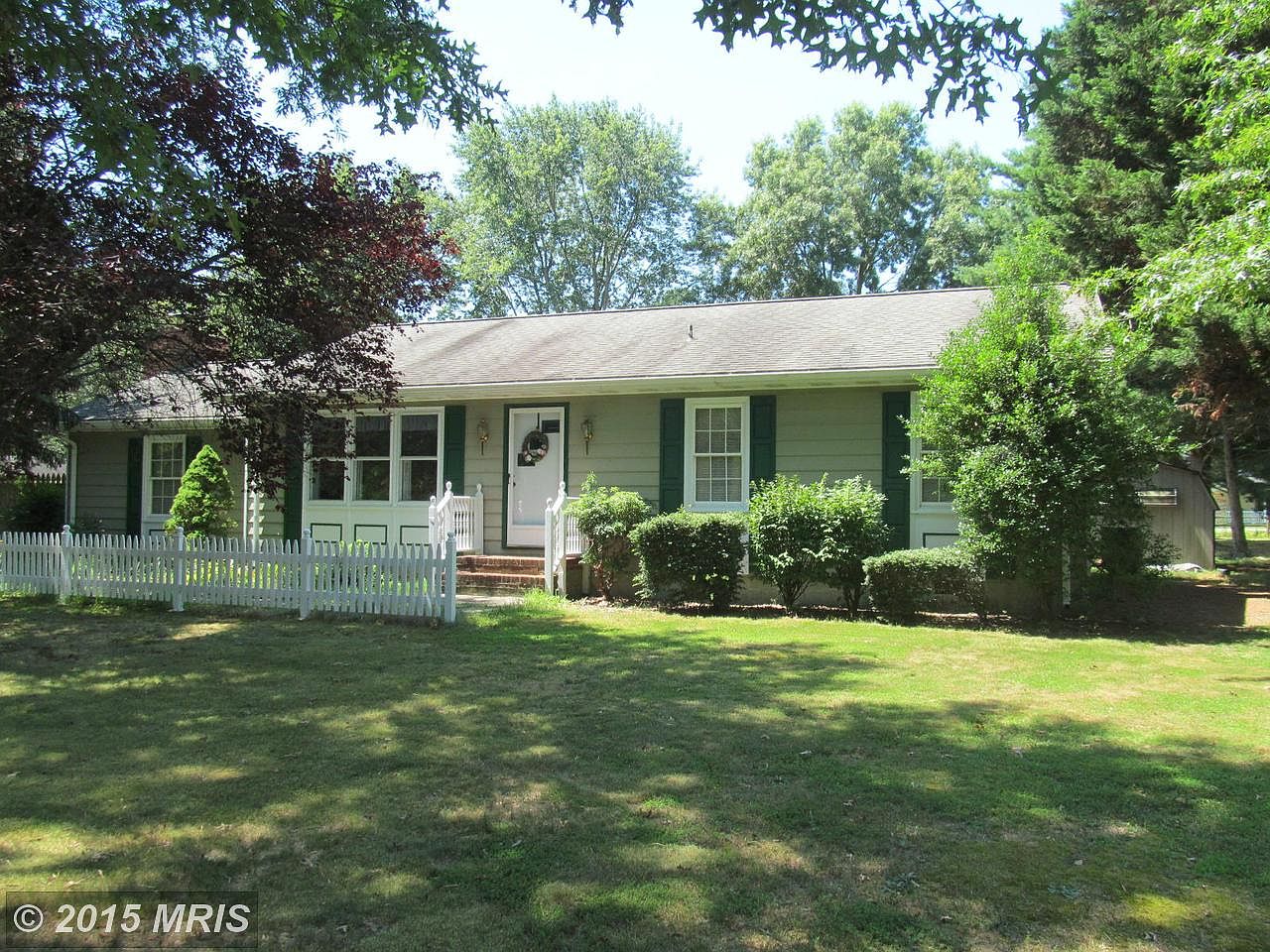 ゆみとんけ 9363 Mike St, Denton, MD 21629 | Zillow