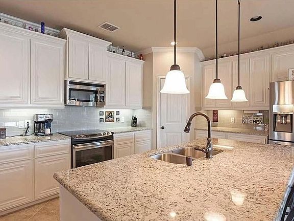 5th image of 3009 Bayberry Dr
