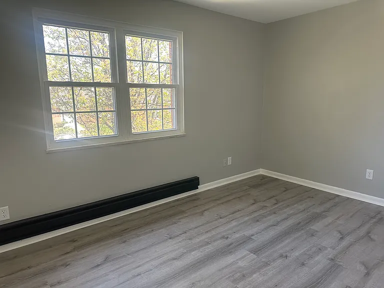 3190 Valerie Arms Dr #10 — Photo 8