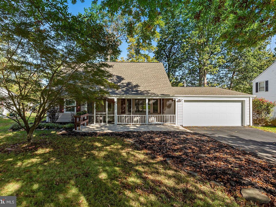 1st image of 13132 Melville Ln