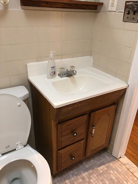 Full Bath Sink