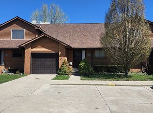 3668 Old Creek Rd #1, Troy, MI 48084
