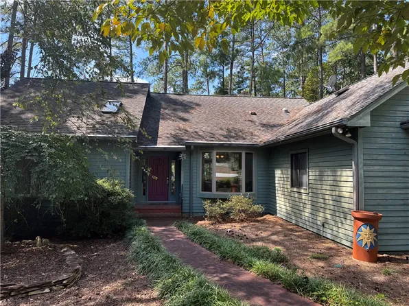 10 Sunset Bay Dr, Salem, SC 29676