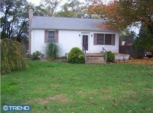 74 Kelly Drivers Ln, Clementon, NJ 08021